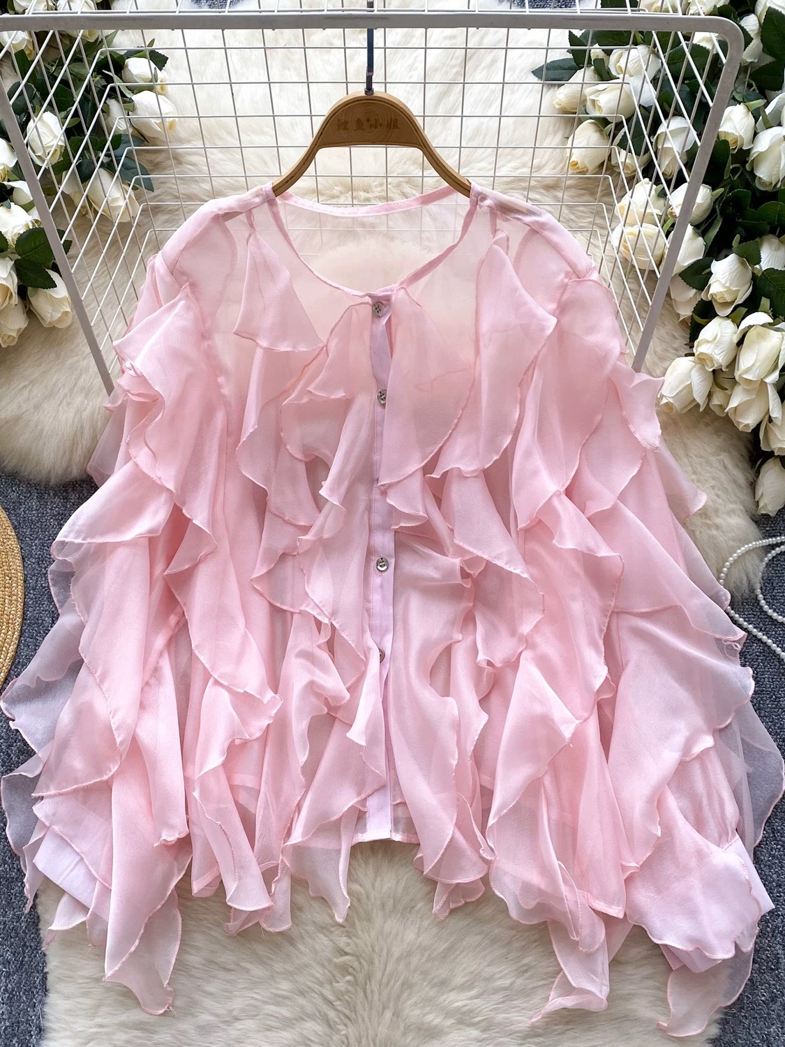 A hot babe blouse BE370 images